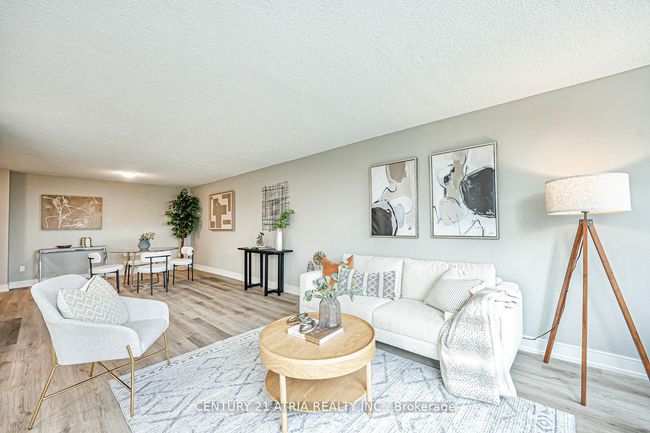 206 - 350 Webb Dr, Condo with 2 bedrooms, 2 bathrooms and 2 parking in Mississauga ON | Image 8