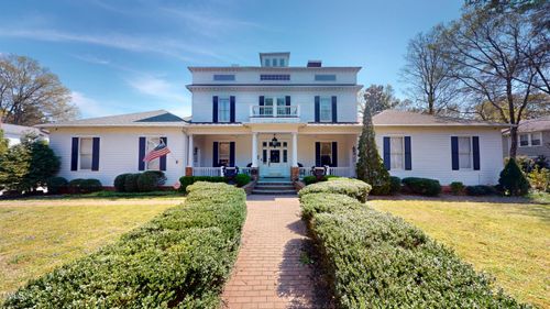 238 N Main St, Wake Forest, NC, 27587-2320 | Card Image