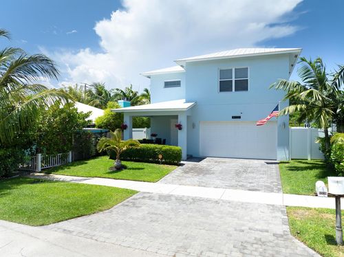 8923 Se Ceres St, Hobe Sound, FL, 33455-5403 | Card Image
