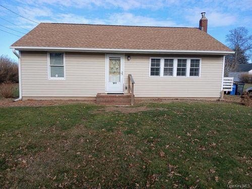 7850 Bridge Ln, Cutchogue, NY, 11935-1165 | Card Image