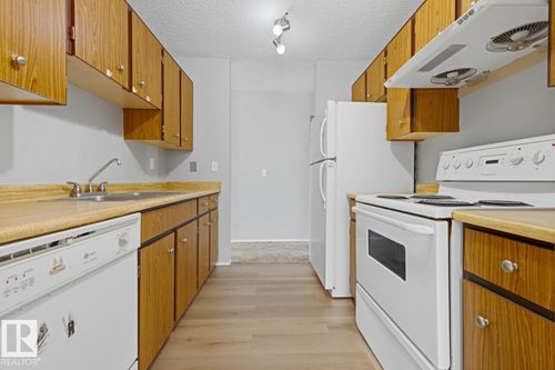5514 93a Ave Nw, Edmonton, AB, T6B2K7 | Card Image