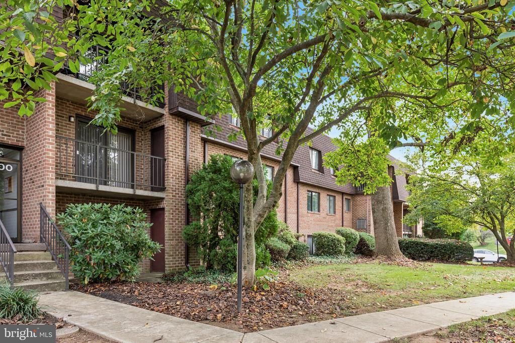 Valley Dr, West Chester, PA 19382