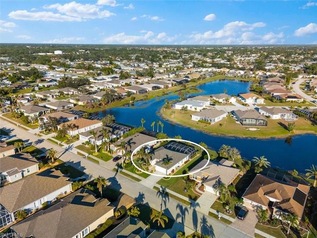 Aerial view with a residential view and a water view | Image 37
