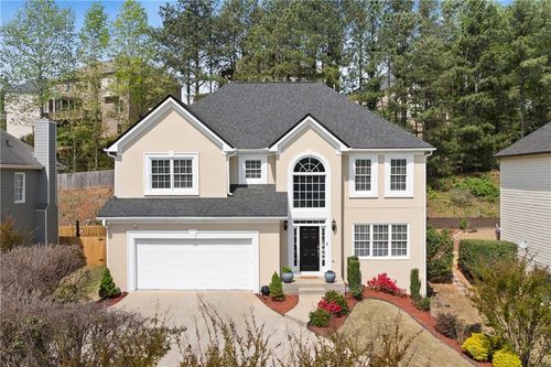 760 Gates Ln, Alpharetta, GA, 30022-3323 | Card Image