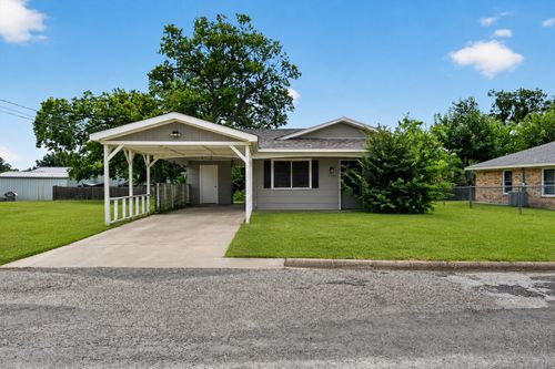 208 D St, Whitesboro, TX, 76273-1317 | Card Image