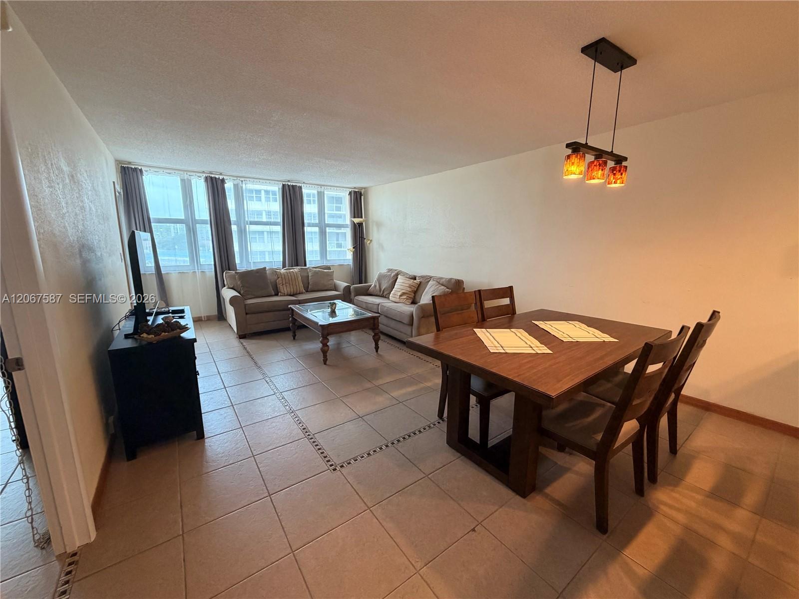 Residential Lease in Hallandale Beach 3