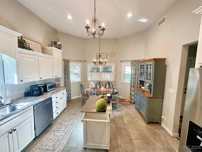 321 W Shawnee St, House other with 4 bedrooms, 3 bathrooms and null parking in Tahlequah OK | Image 23