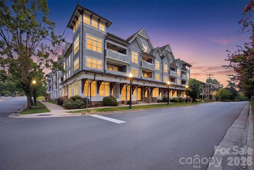 318-301 E Tremont Ave, Charlotte, NC, 28203-5487 | Card Image
