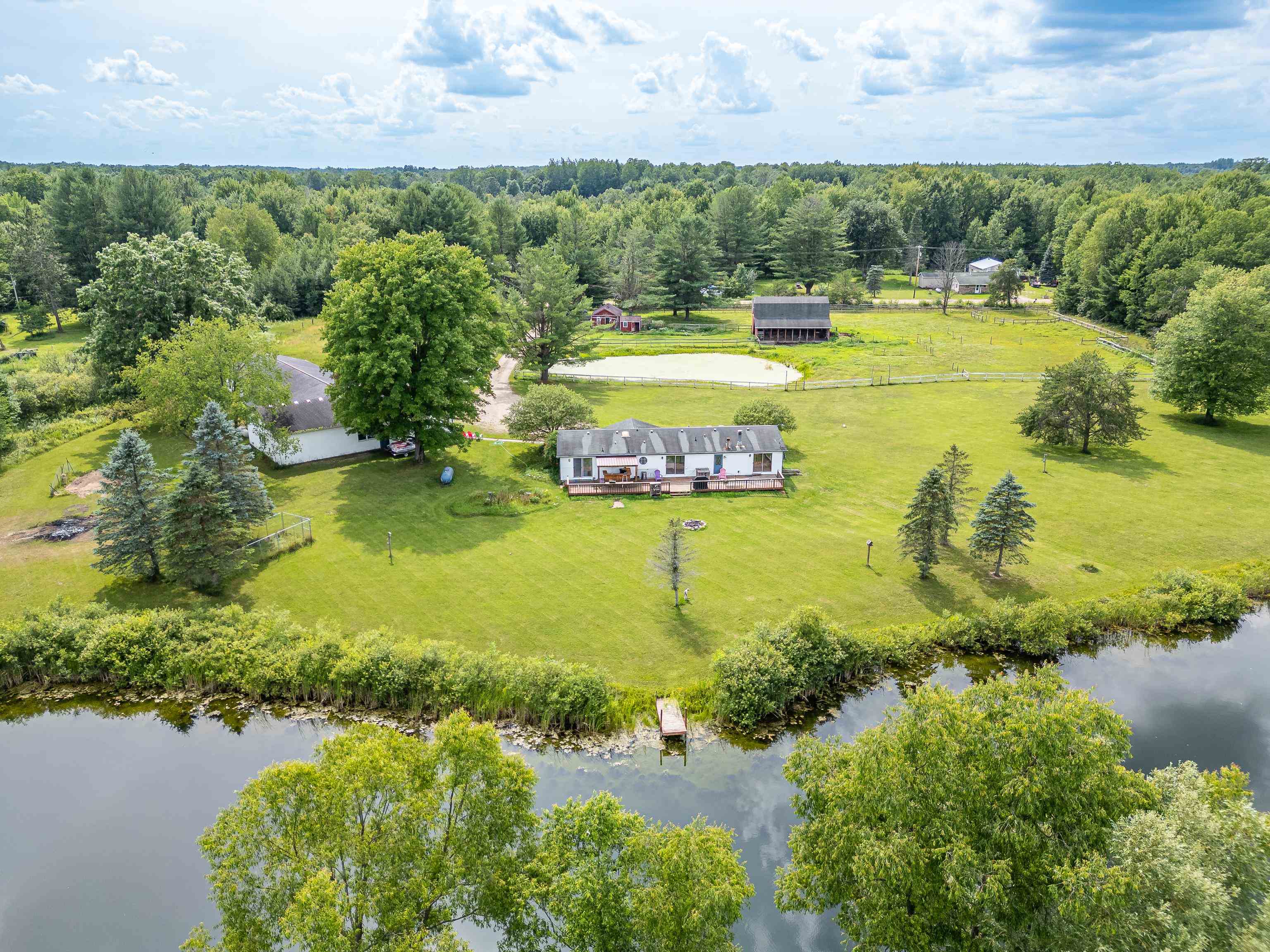Wieman Rd, Gladwin, MI 48624