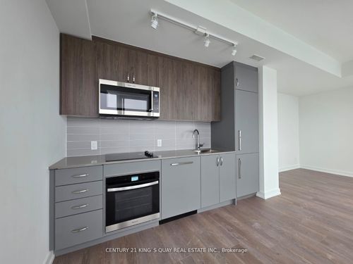 709-181 Sheppard Ave E, North York, ON, M2N3A6 | Card Image