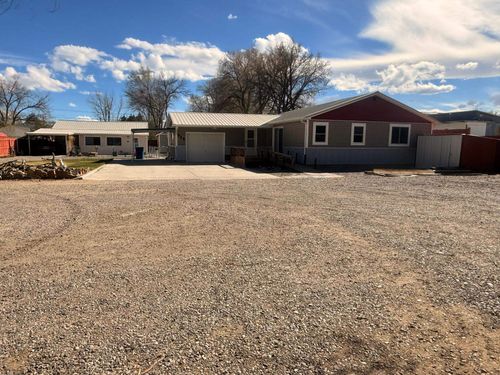 919 W Jackson Ave, Riverton, WY, 82501-3225 | Card Image