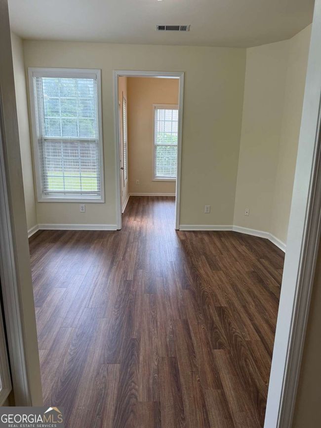 430 Ruby Forest Pkwy, House other with 4 bedrooms, 3 bathrooms and 2 parking in Suwanee GA | Image 16
