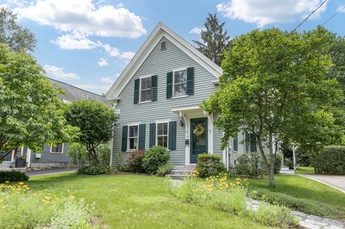 75 Union St, Holliston, MA, 01746-2612 | Card Image