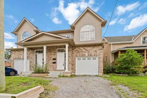 81 Grove St, Welland, ON, L3B4B3 | Card Image