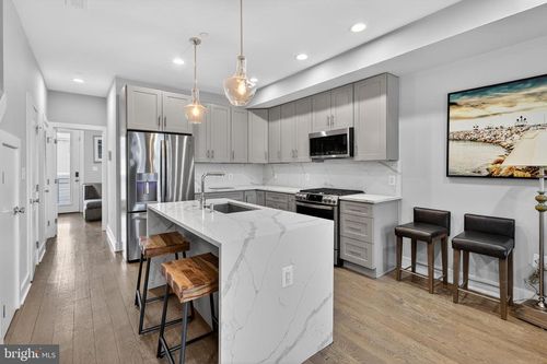 apt-3-1253 Mount Olivet Rd Ne, WASHINGTON, DC, 20002-7811 | Card Image