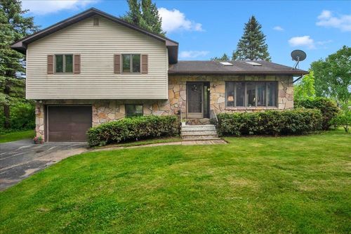 6 Meadowbrook Ln, Saint Albans, VT, 05478-5140 | Card Image