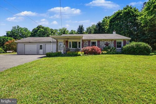 451 Saylors Mill Rd, SPRING CITY, PA, 19475-9691 | Card Image