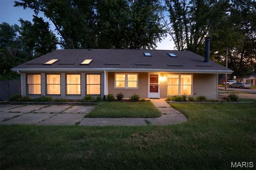 49 Marie Dr, Saint Charles, MO, 63301-0576 | Card Image