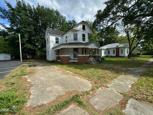 406 N Webb St, Selma, NC, 27576-2846 | Card Image