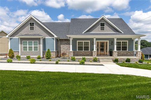 201 Stepping Stone Way, Cape Girardeau, MO, 63701-8394 | Card Image