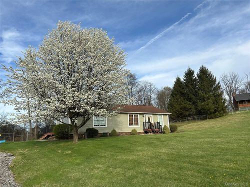 446 County Route 1, Warwick, NY, 10990-2220 | Card Image