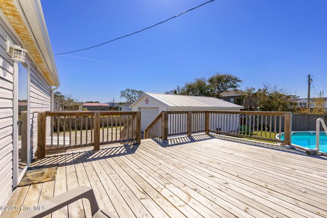 302 Bayview Dr, House other with 3 bedrooms, 2 bathrooms and 1 parking in Harkers Island NC | Image 29