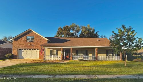 8800 Spring Ave, Ocean Springs, MS, 39564-1020 | Card Image