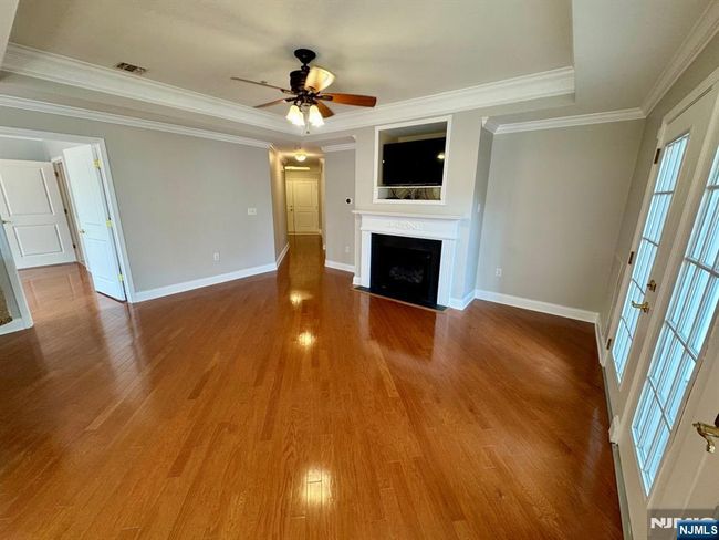 7207 Ravenscroft Rd, Condo with 2 bedrooms, 2 bathrooms and null parking in Clifton NJ | Image 7