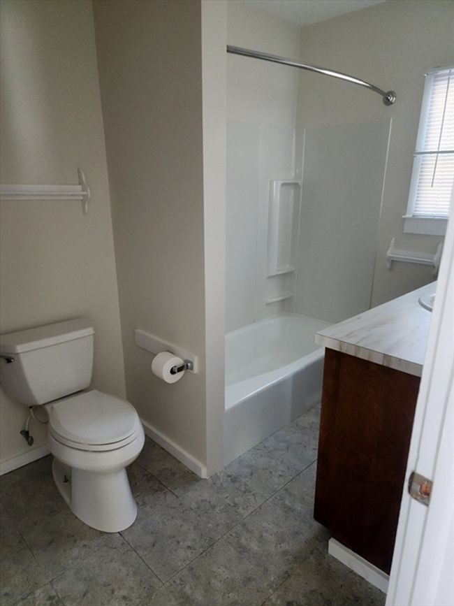 2 - 125 Center St, Condo with 3 bedrooms, 2 bathrooms and 2 parking in Lee MA | Image 10