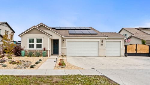 727 Howard St, Kingsburg, CA, 93631-1271 | Card Image