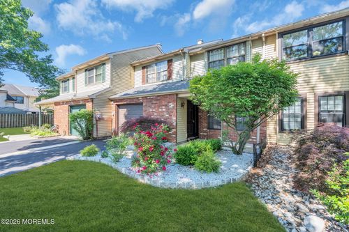25 Paine Ct, East Brunswick, NJ, 08816-4073 | Card Image