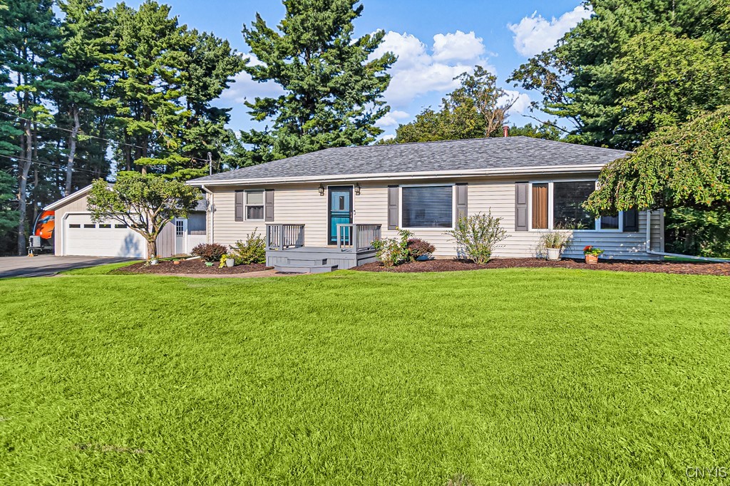 Oxford Rd, New Hartford, NY 13413
