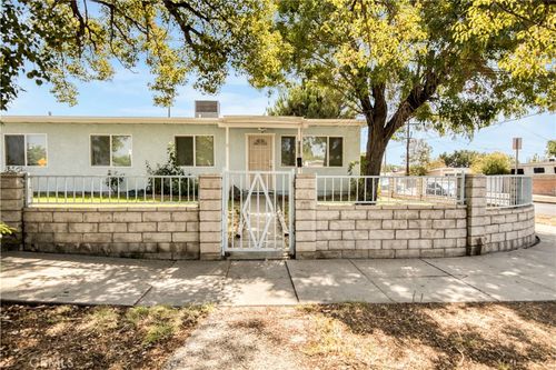 13778 Desmond St, Pacoima, CA, 91331-2706 | Card Image