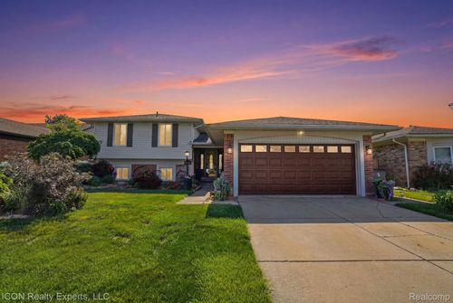 40567 Santoni Dr, Clinton Township, MI, 48038-4159 | Card Image