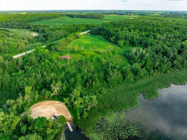 There is an additional 15.5 acres and another 800 feet of lakeshore connected to this property. | Image 150