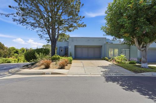 1051 Freedom Ct, Del Mar, CA, 92014-3923 | Card Image