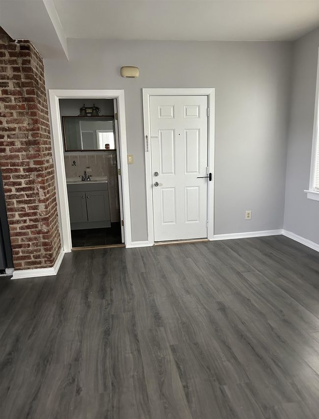 APT-1 - 339 Danforth Ave, House other with 2 bedrooms, 1 bathrooms and null parking in Jersey City NJ | Image 7