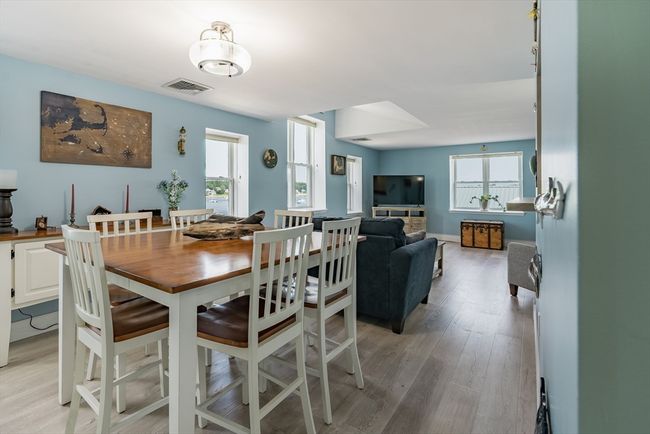 APT-32 - 45 Main St, Condo with 2 bedrooms, 1 bathrooms and 1 parking in Wareham MA | Image 4