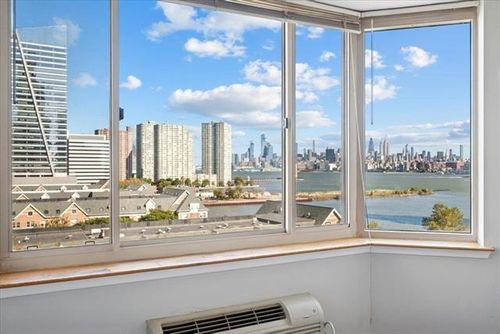 1006-1 2nd St, Jersey City, NJ, 07302-4903 | Card Image