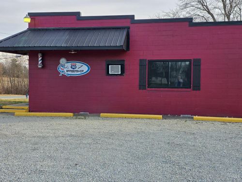 1703 Us Highway 50, Lynchburg, OH, 45142-9709 | Card Image