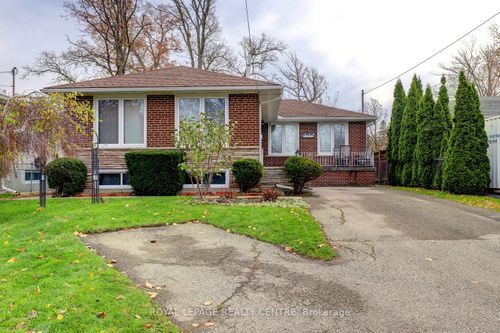 1416 Monaghan Cir, Mississauga, ON, L5C1R8 | Card Image