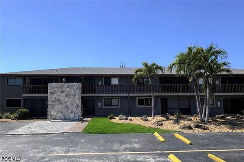 203-2510 Se 16th Pl, Cape Coral, FL, 33904-3261 | Card Image