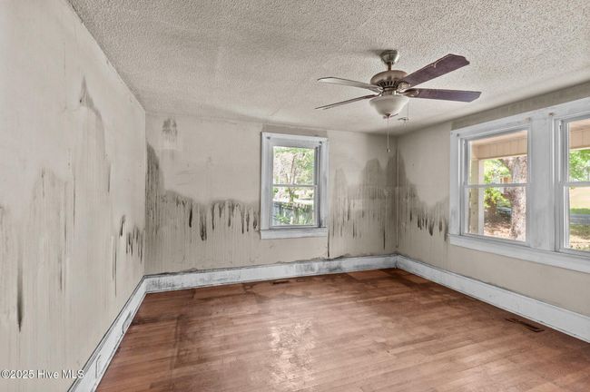 2nd Bedroom | Image 21