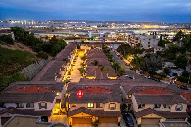 3142 Harbor Ridge Ln, Condo with 3 bedrooms, 2 bathrooms and 3 parking in San Diego CA | Image 29