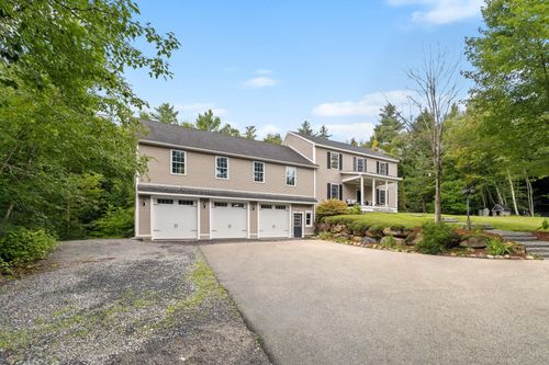 379 New Boston Rd, Francestown, NH, 03043-3422 | Card Image
