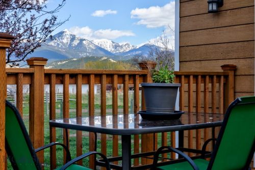 98 Miller Dr, Livingston, MT, 59047-4110 | Card Image