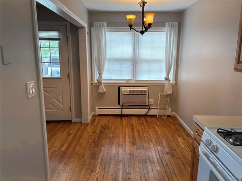 apt-89-3 Colonial Rd, Beacon, NY, 12508-1748 | Card Image