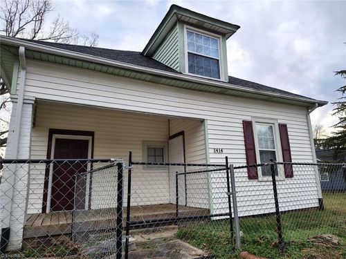 1414 E Green Dr, High Point, NC, 27260-6814 | Card Image