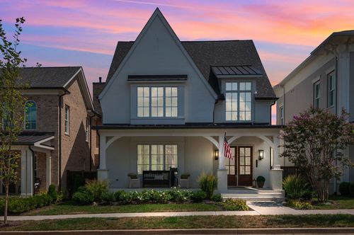 1232 Luckett Rd, Nashville, TN, 37221-5027 | Card Image