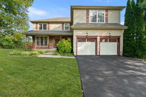 132 Pudding Stone Way, Phillipsburg, NJ, 08865-2069 | Card Image